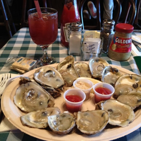 Oyster Platter at Ronnie's Wings - Green Cove Springs FL
