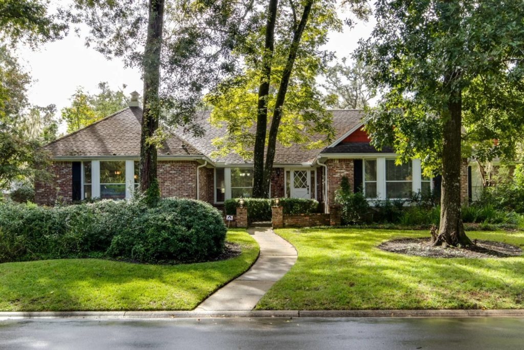 English Cottage- Orange Park